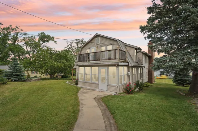 $969,000 | 12719 234th Avenue, Salem Lakes, WI 53179