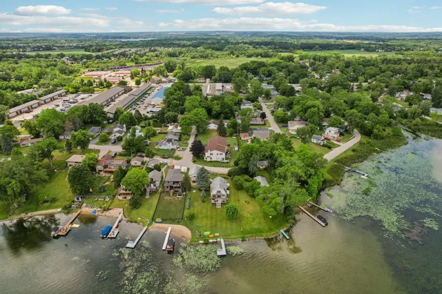 $969,000 | 12719 234th Avenue, Salem Lakes, WI 53179