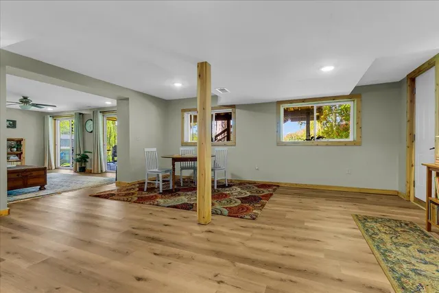 $699,900 | 45417 15th Avenue, Bloomingdale, MI 49026