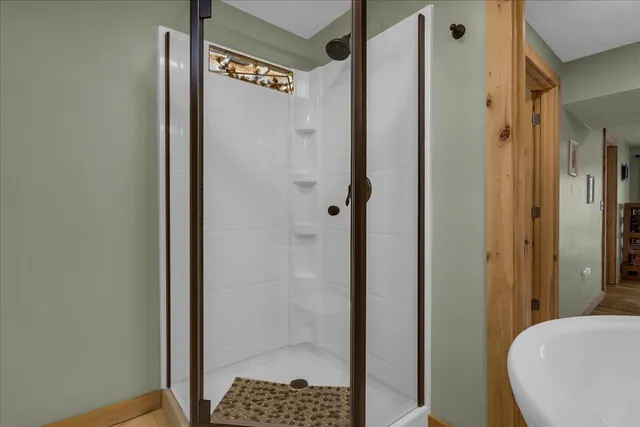 $699,900 | 45417 15th Avenue, Bloomingdale, MI 49026