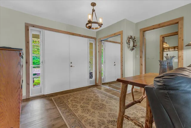 $699,900 | 45417 15th Avenue, Bloomingdale, MI 49026