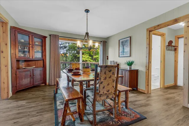 $699,900 | 45417 15th Avenue, Bloomingdale, MI 49026