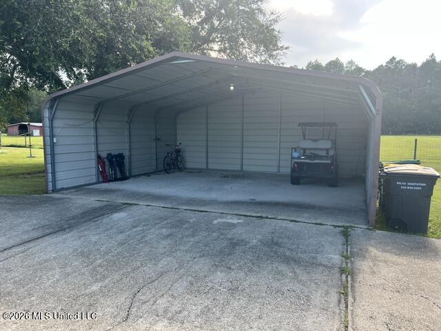 14305 Timber Ridge Drive Moss Point, MS 39562 - Photo 49 of 62 14305 Timber Ridge Dr - 2-car garage