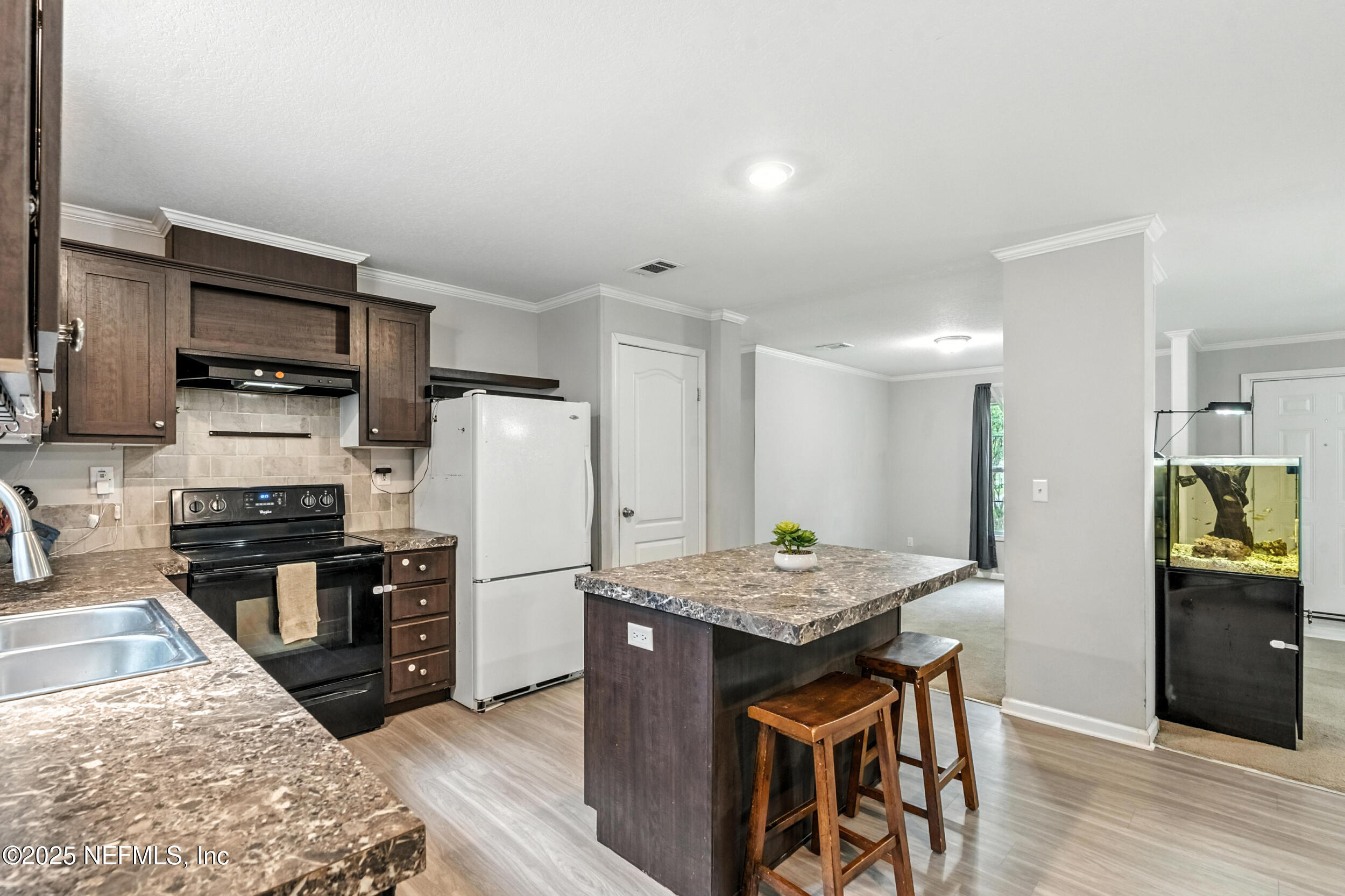 11047 Ker Del Road Jacksonville, FL 32218 - Photo 14 of 27 4thkitchenviewprimemedia-14