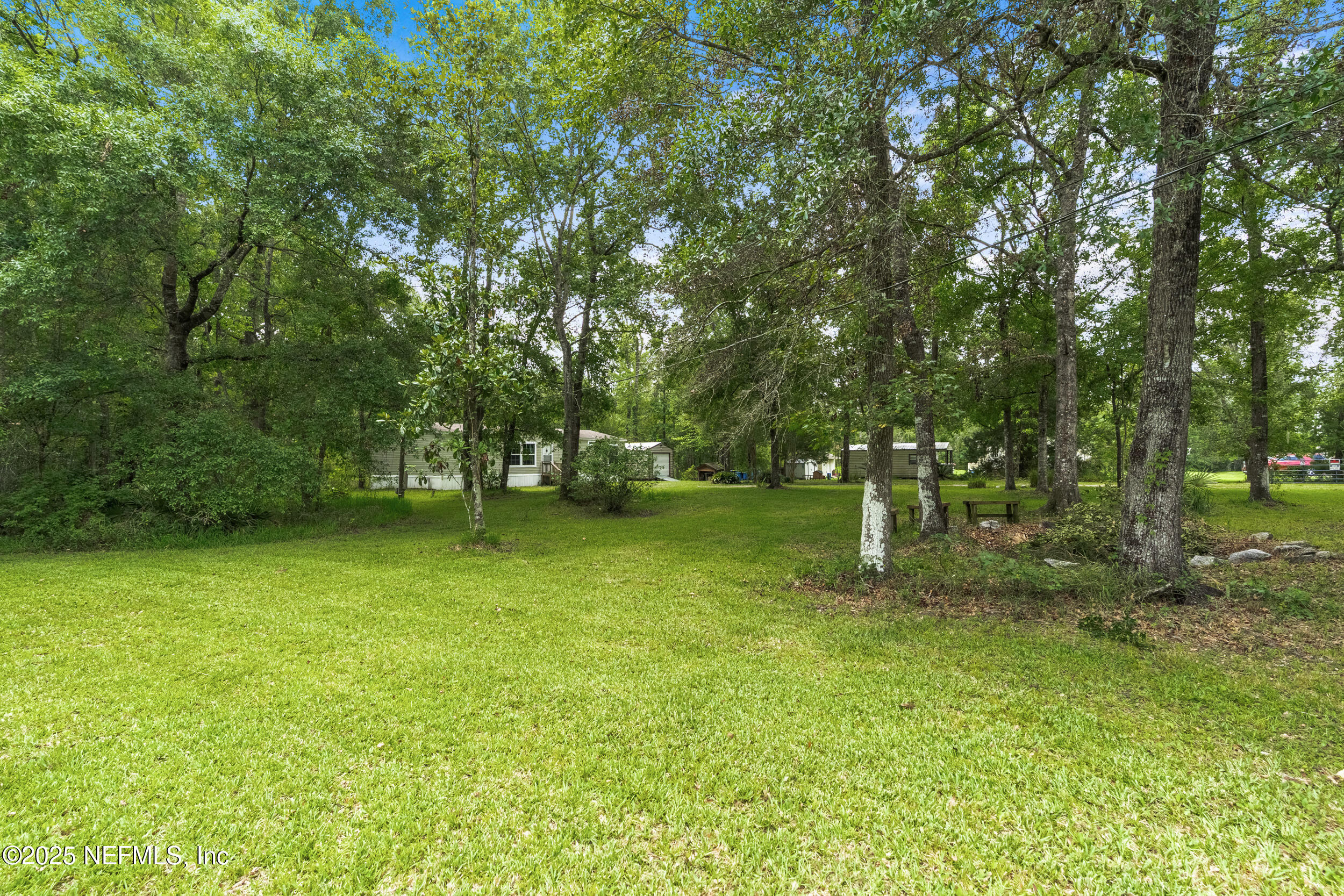 angledfrontyardprimemedia-04