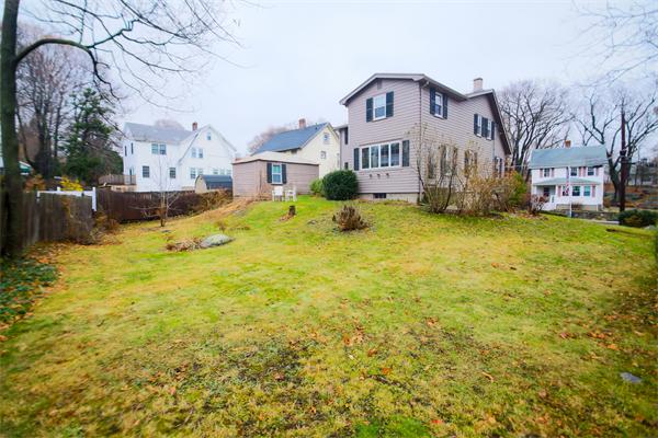 138 Ashcroft Road Medford, MA 02155 - Photo 14 of 15 Gallery Image 14