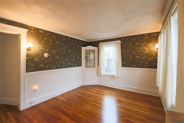 138 Ashcroft Road Medford, MA 02155 - Photo 4 of 15 Gallery Image 4