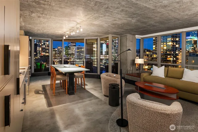 $799,000 | 2125 1st Avenue, Unit 3003, Seattle, WA 98121