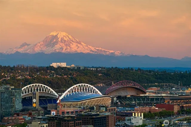 $799,000 | 2125 1st Avenue, Unit 3003, Seattle, WA 98121