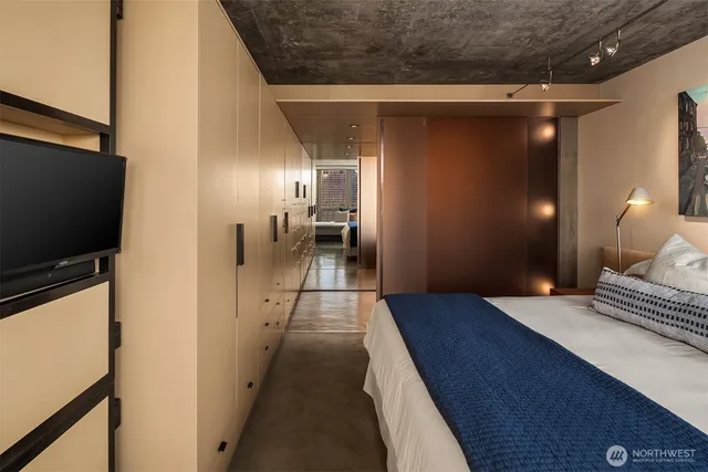 $799,000 | 2125 1st Avenue, Unit 3003, Seattle, WA 98121