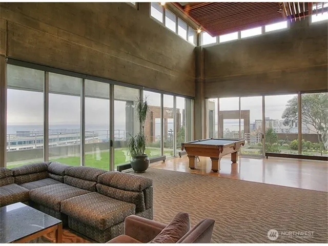 $799,000 | 2125 1st Avenue, Unit 3003, Seattle, WA 98121