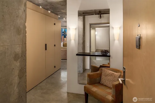 $799,000 | 2125 1st Avenue, Unit 3003, Seattle, WA 98121