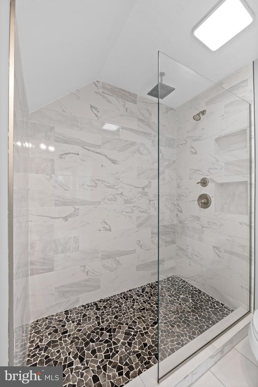 318 Julip Run Wayne, PA 19087 - Photo 32 of 43 En Suite Bathroom