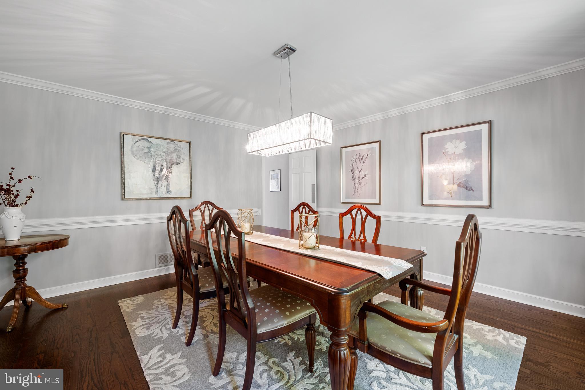 318 Julip Run Wayne, PA 19087 - Photo 7 of 43 Dining Room