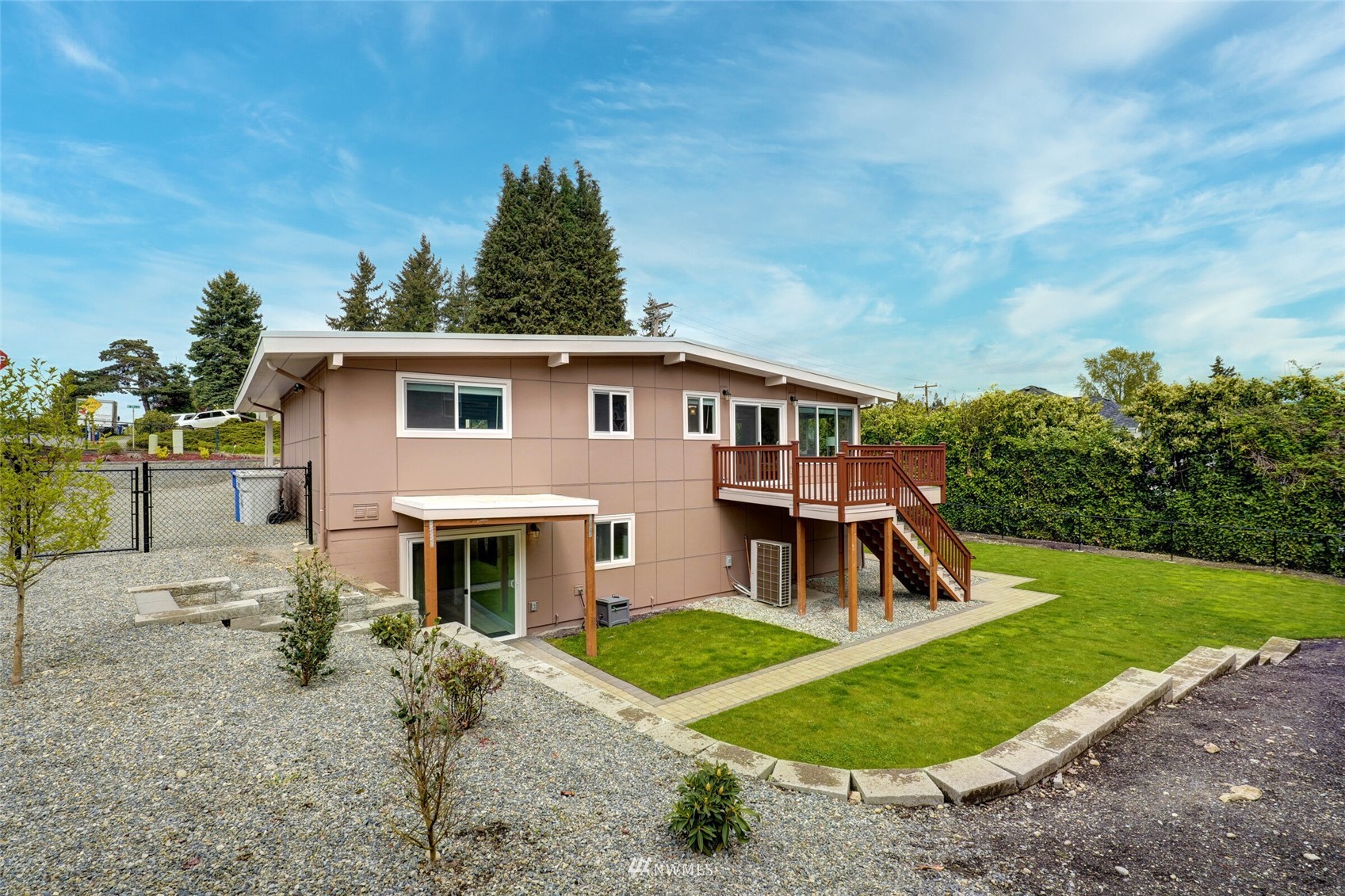 2009 Northeast 24th Street Renton, WA 98056 - Photo 22 of 22 a front view of a house with garden