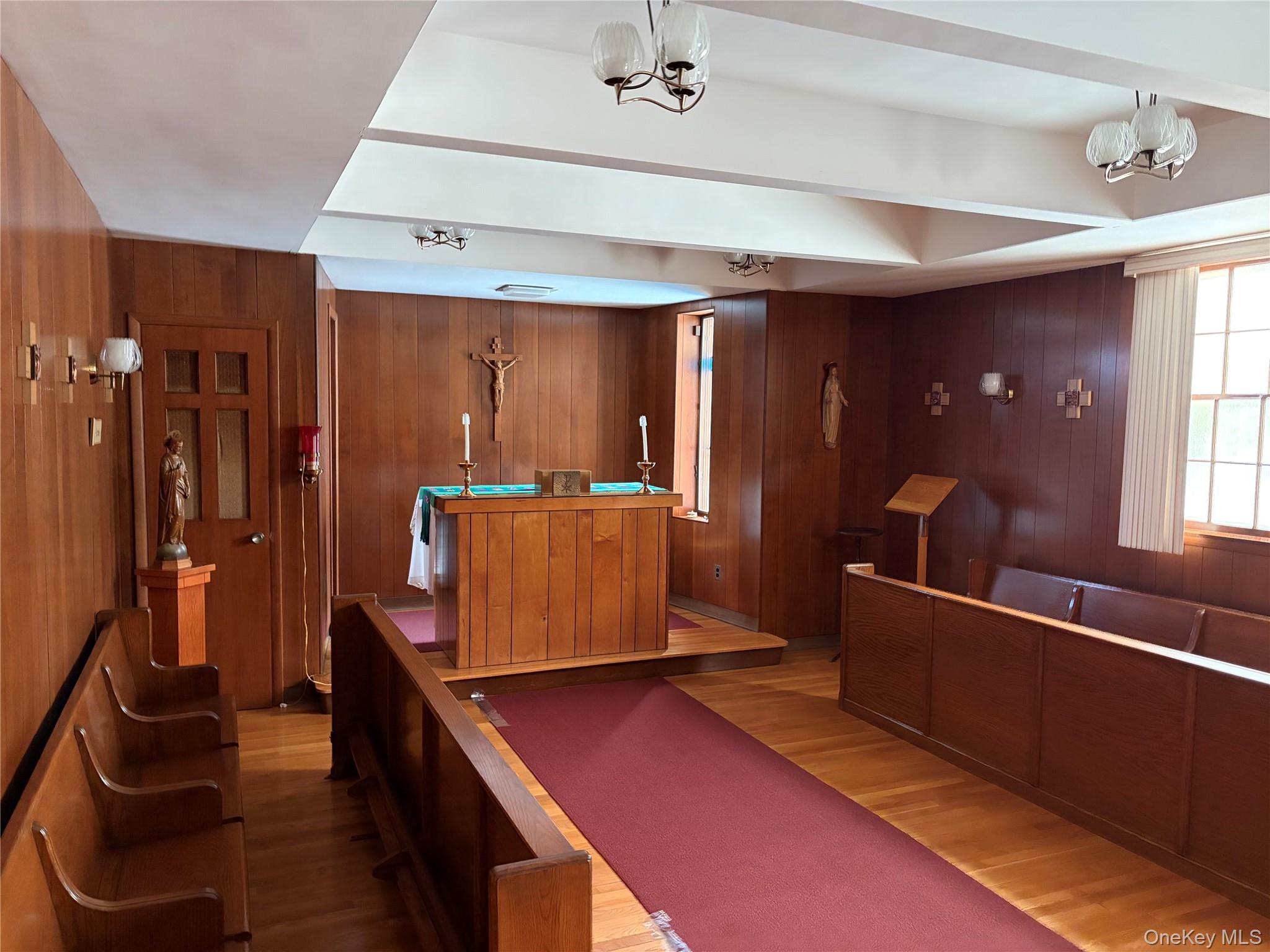83 Gilchrest Road Valley Cottage, NY 10989 - Photo 3 of 5 a view of a hallway with workspace