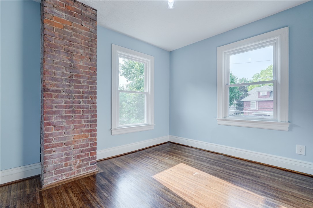 136 Asbury Street Rochester, NY 14620 - Photo 29 of 47