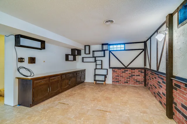 $270,000 | 2329 23rd Street South, La Crosse, WI 54601