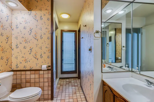 $270,000 | 2329 23rd Street South, La Crosse, WI 54601