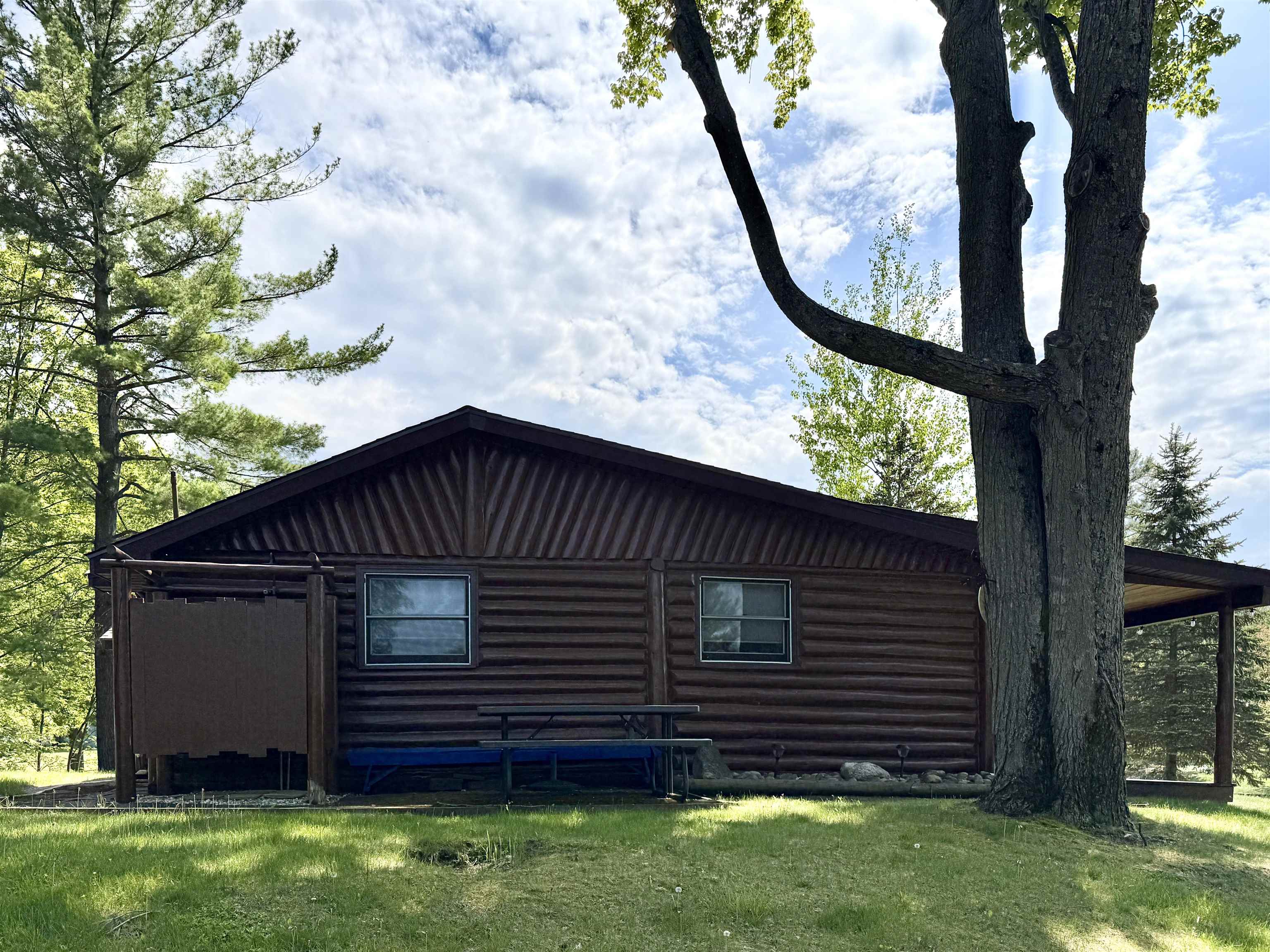 1627 Riverside Drive Gladwin, MI 48624 - Photo 49 of 53