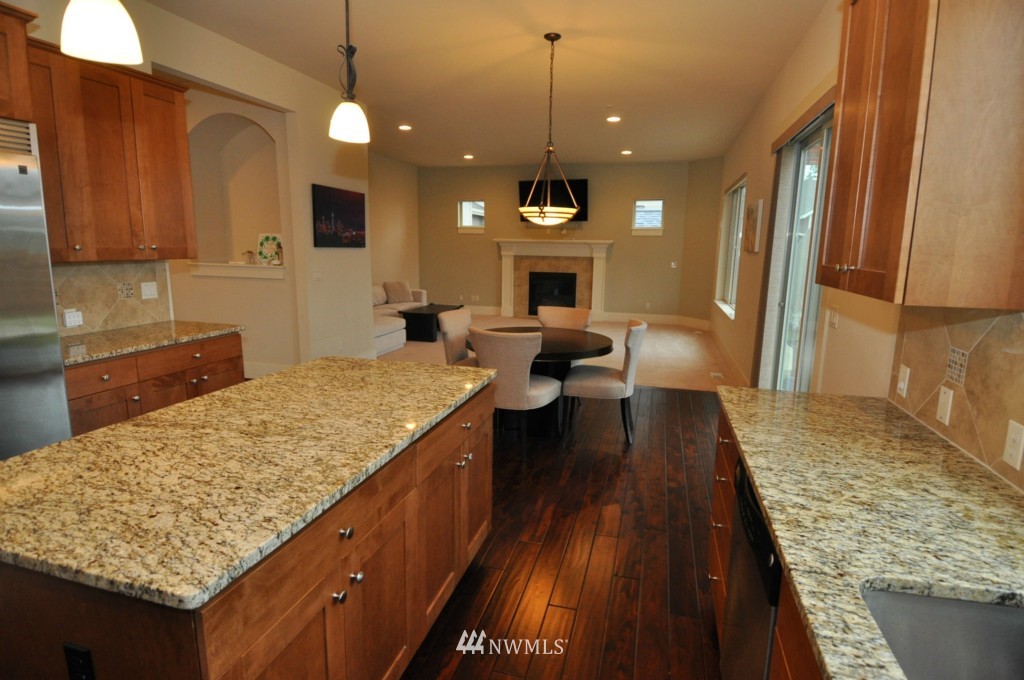 265 Nile Avenue Northeast Renton, WA 98059 - Photo 12 of 25 Gallery Image 12