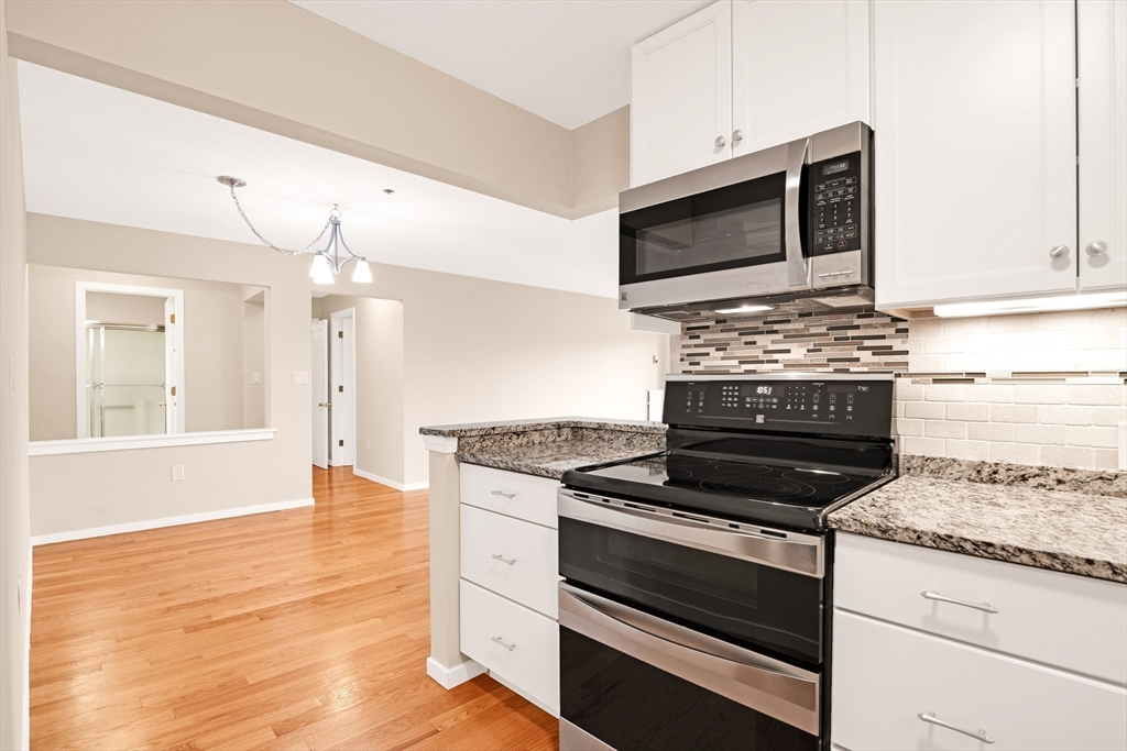 273 Cambridge Road, Unit 408 Woburn, MA 01801 - Photo 2 of 33