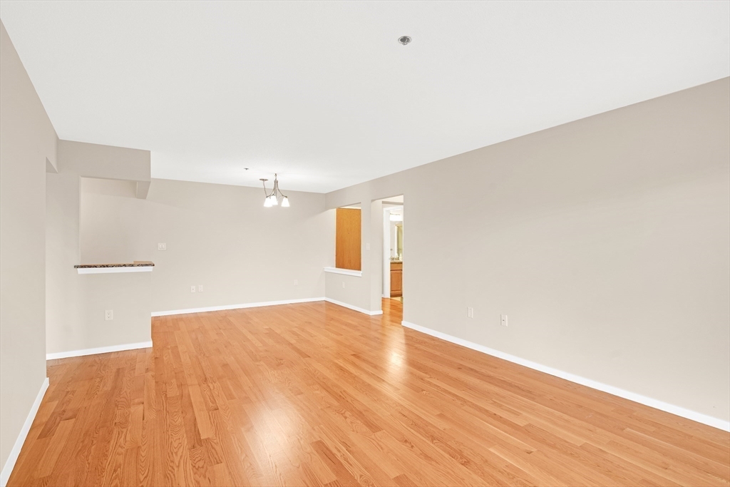 273 Cambridge Road, Unit 408 Woburn, MA 01801 - Photo 8 of 33