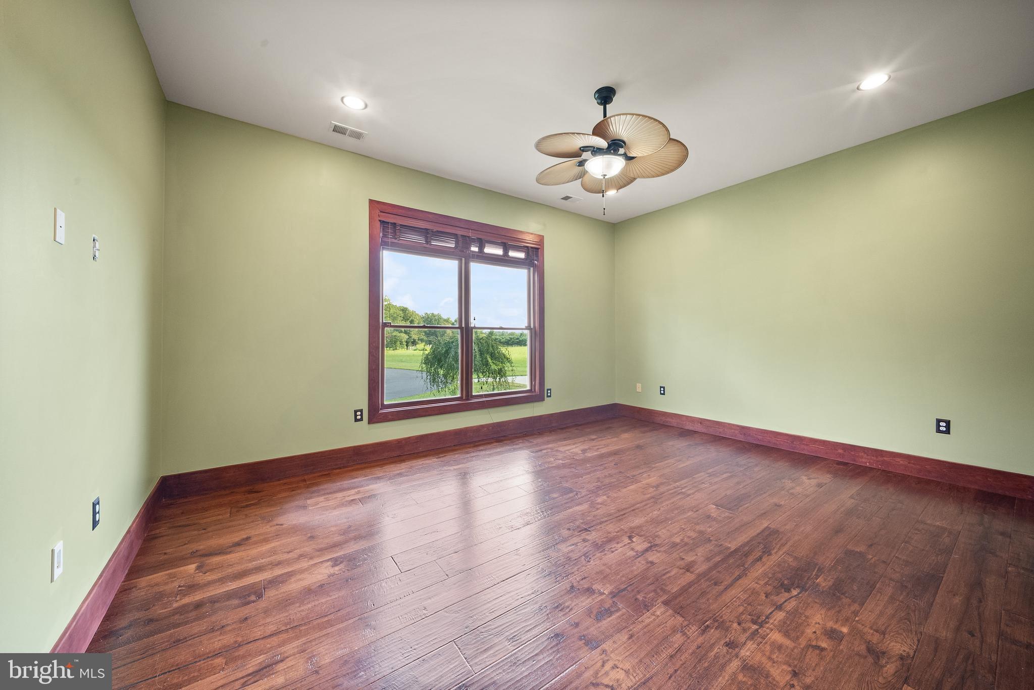 43093 Lucketts Road Leesburg, VA 20176 - Photo 48 of 94 Gallery Image 48
