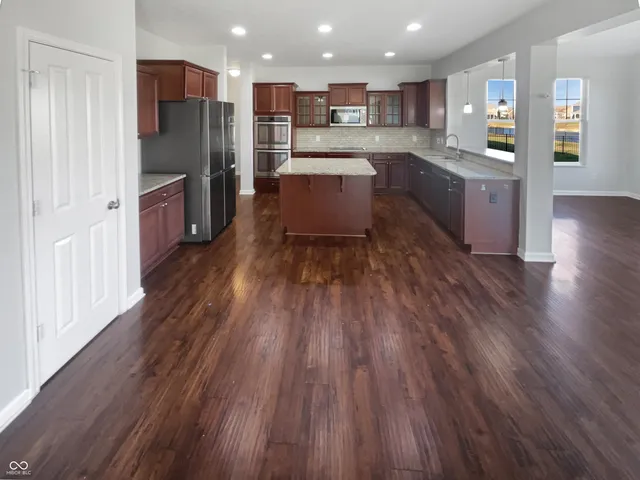 $540,000 | 7662 Innismore Drive, Brownsburg, IN 46112