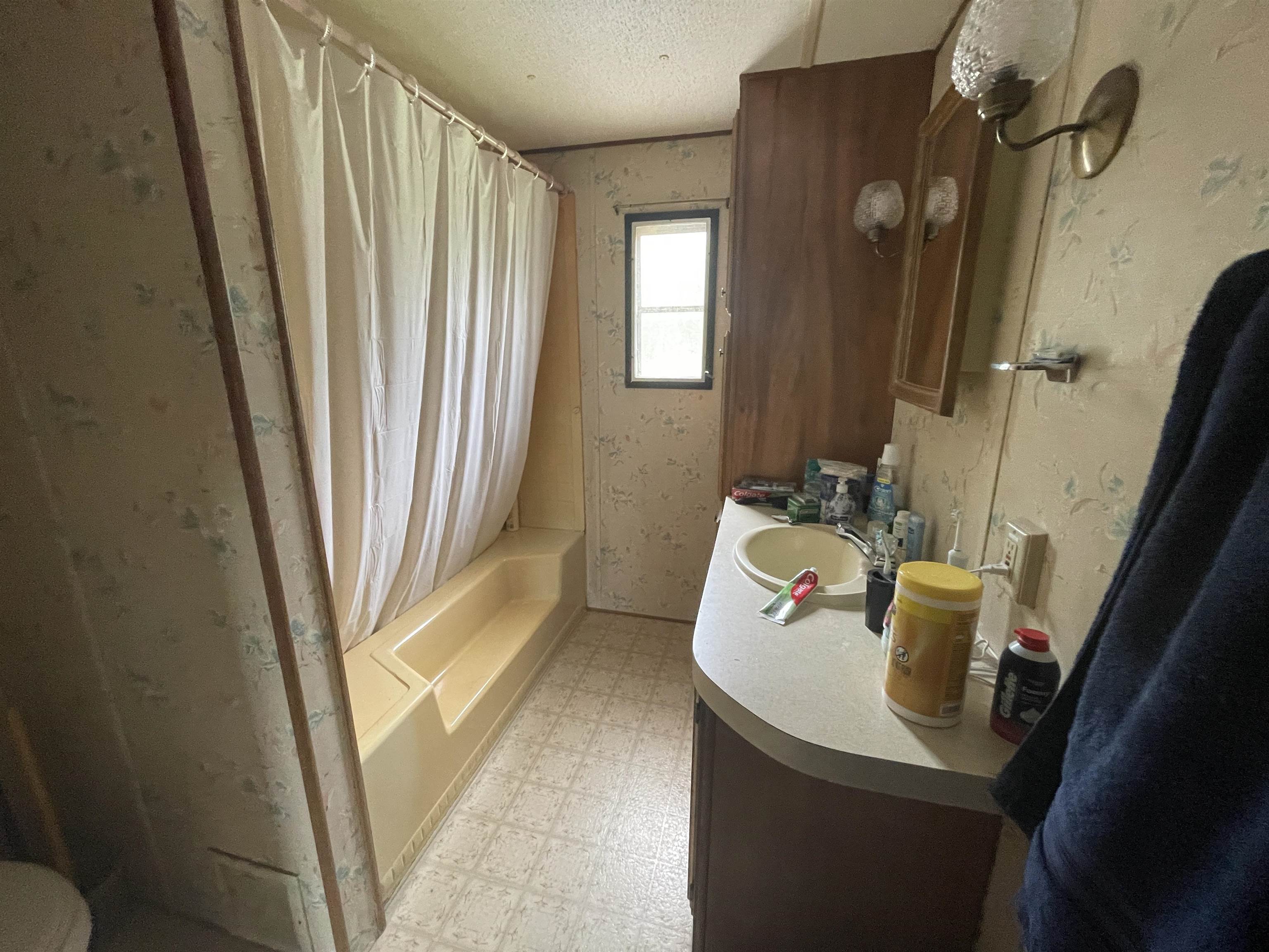 4 Chip Way Newport, NH 03773 - Photo 5 of 16 Gallery Image 5