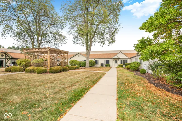 $1,790 | 1711 Lafayette Avenue, Unit 9, Lebanon, IN 46052