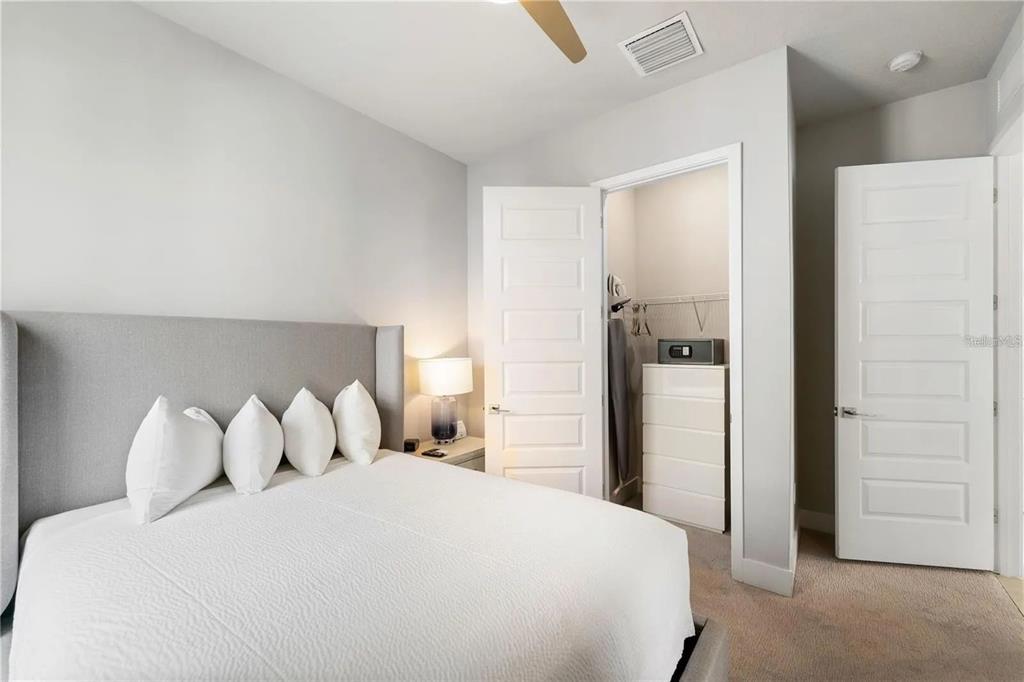7740 Sandy Ridge Drive, Unit 211 Reunion, FL 34747 - Photo 12 of 63