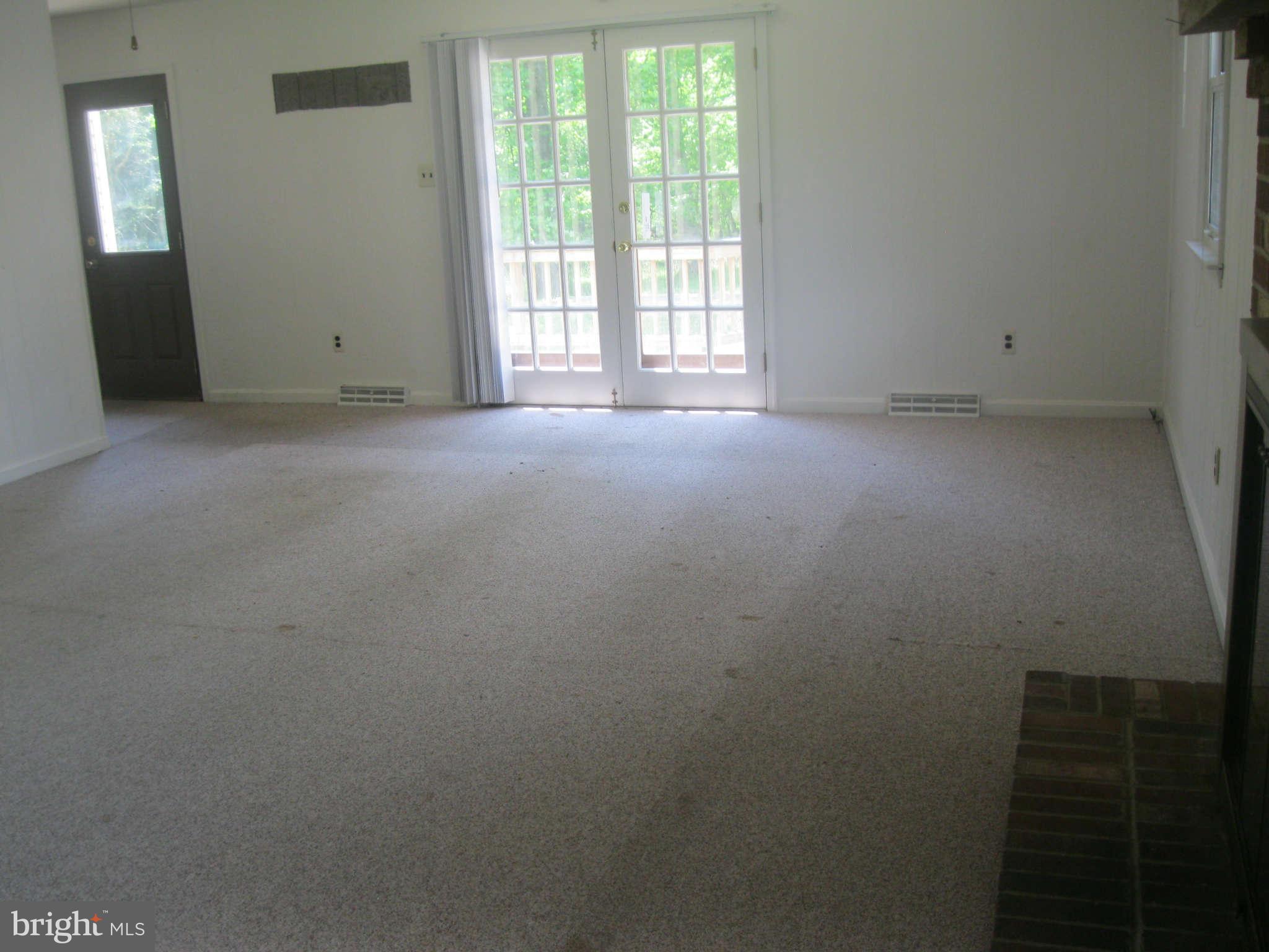 517 Clarks Run Road La Plata, MD 20646 - Photo 18 of 30 Living Room