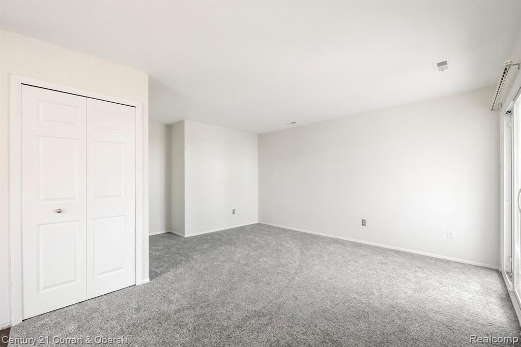 346 Roe Street Plymouth, MI 48170 - Photo 8 of 37