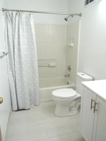 $2,700 | 1663 Liberty Street, Hanover Park, IL 60133