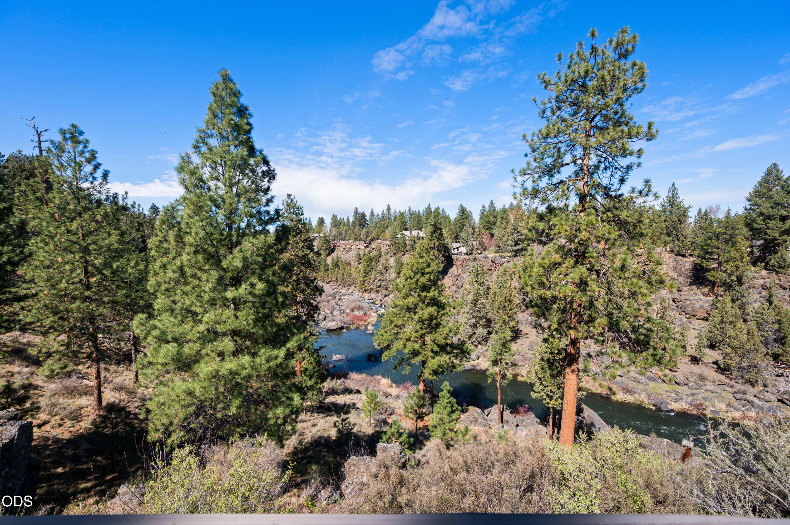 4211 Northwest Lower Village Road Bend, OR 97703 - Photo 49 of 58