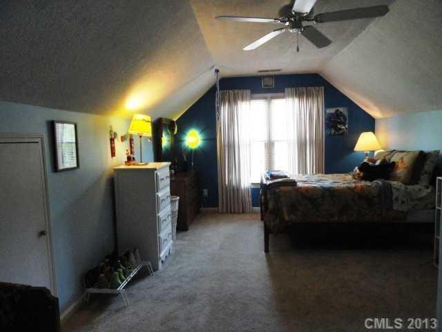10714 Ridge Acres Road Charlotte, NC 28214 - Photo 16 of 16 Gallery Image 16