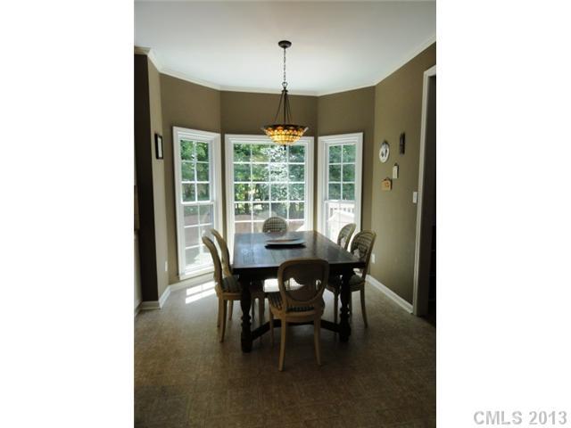 10714 Ridge Acres Road Charlotte, NC 28214 - Photo 6 of 16 Gallery Image 6
