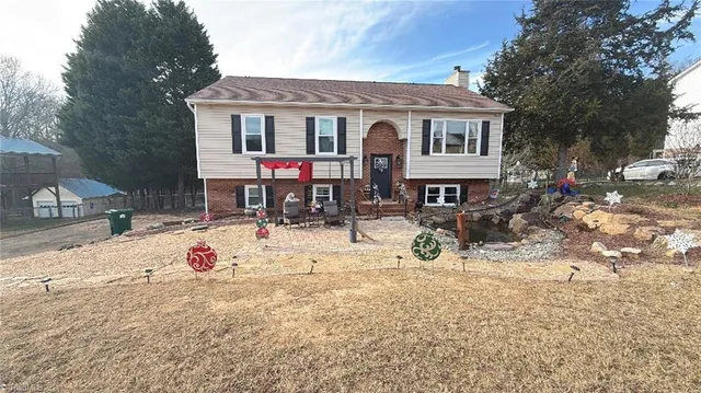 $340,000 | 6033 Stone Bluff Drive, Clemmons, NC 27012