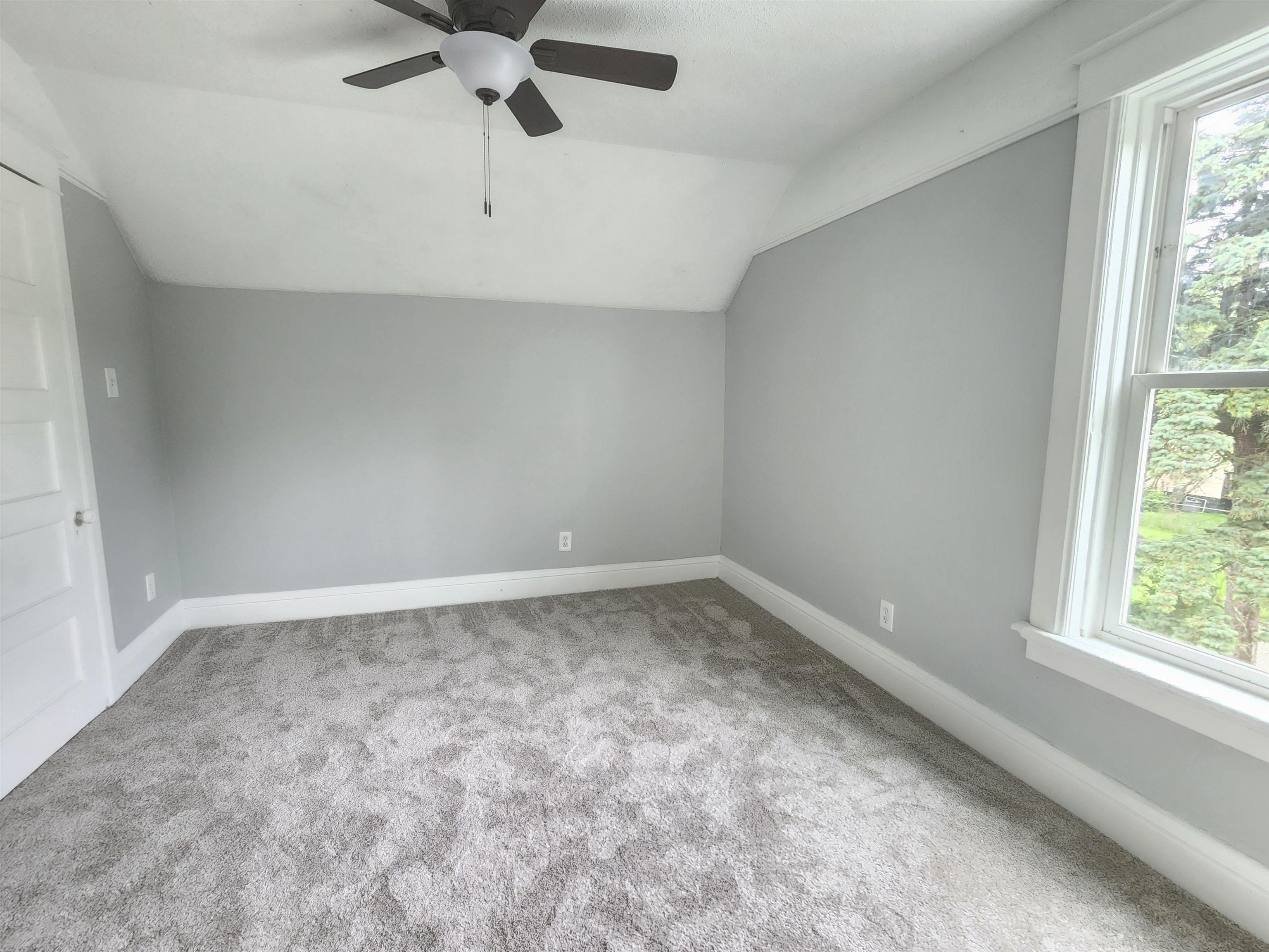 409 North Hampton Street Bay City, MI 48708 - Photo 18 of 37 Gallery Image 18