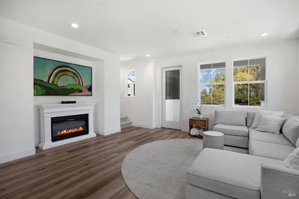 $899,900 | 475 Semillon Lane, Santa Rosa, CA 95403