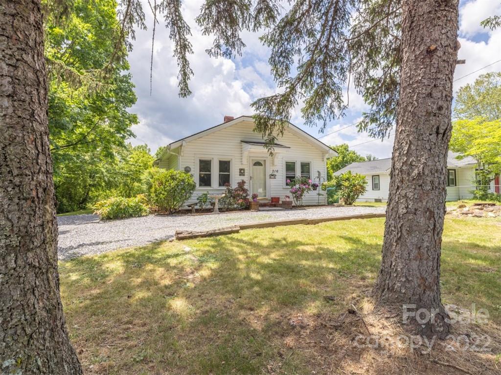 316 Bee Tree Road Swannanoa, NC 28778 - Photo 1 of 24 Gallery Image 1