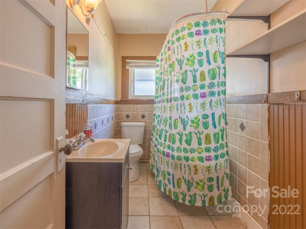 316 Bee Tree Road Swannanoa, NC 28778 - Photo 14 of 24 Gallery Image 14