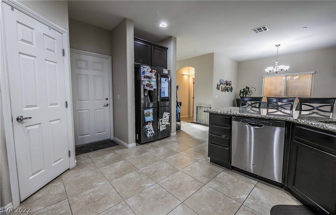 165 Strone Street Henderson, NV 89012 - Photo 9 of 34