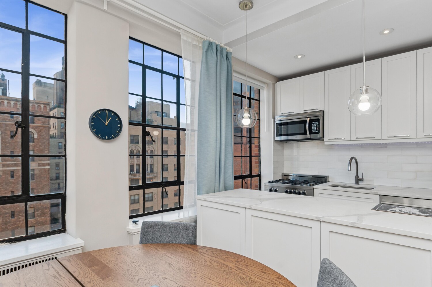 10 Park Avenue, Unit 15J Manhattan, NY 10016 - Photo 2 of 5