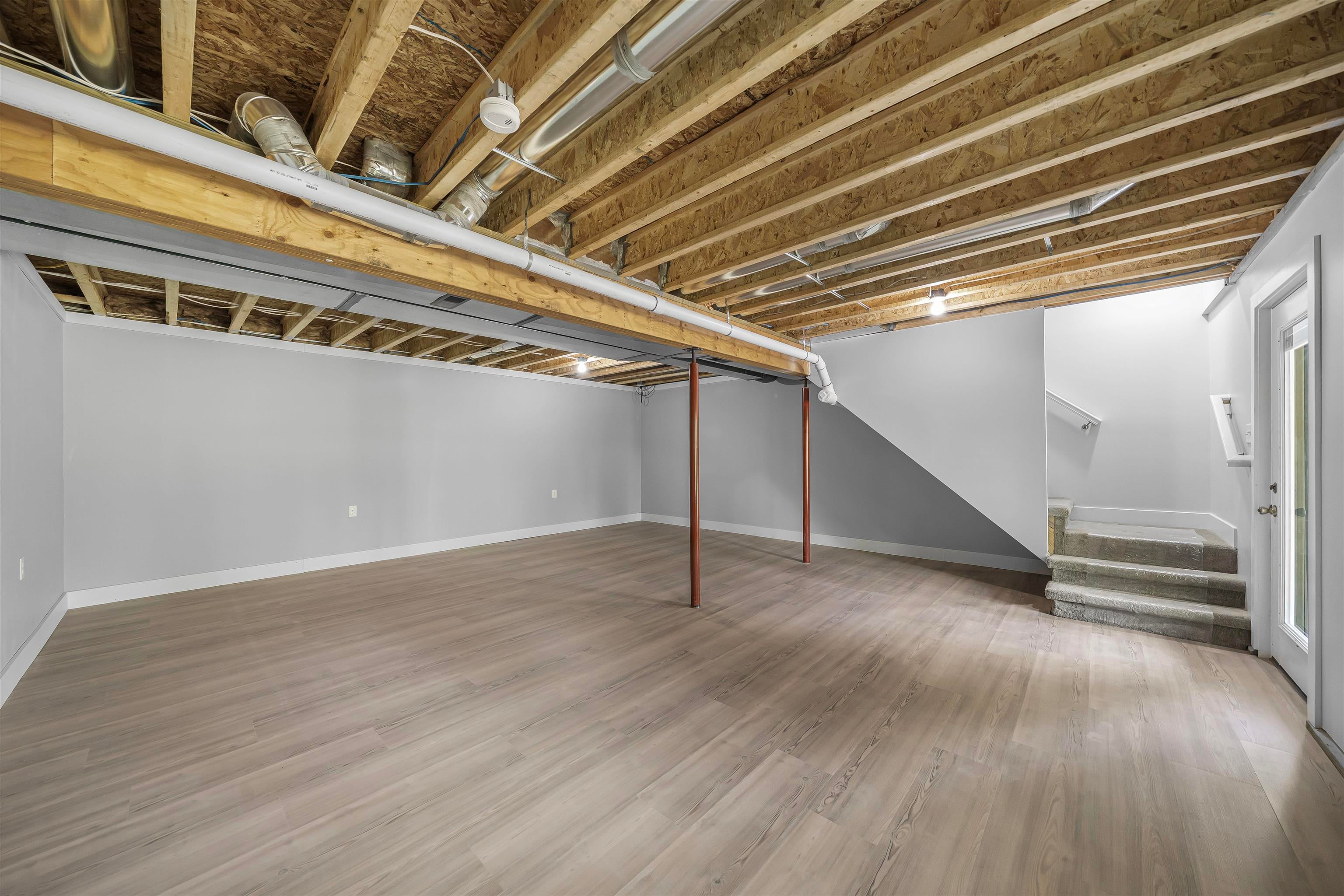 1713 Vanderlip Road Traverse City, MI 49686 - Photo 35 of 54 Gallery Image 35