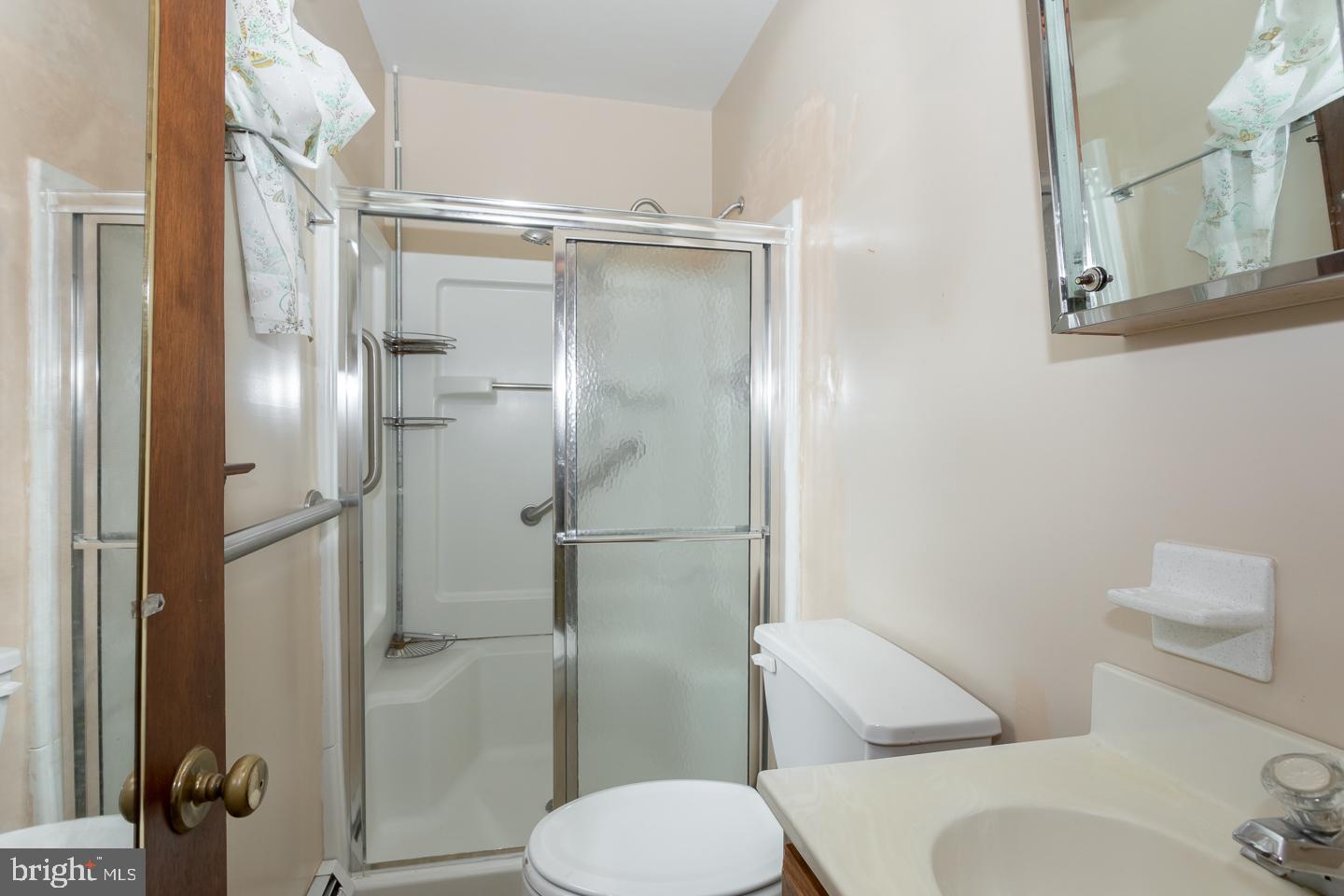 2 Somerset Drive Coatesville, PA 19320 - Photo 10 of 16