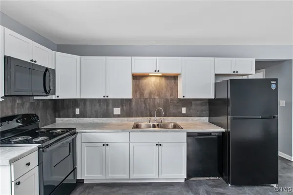 $292,000 | 1002 Butternut Street, Syracuse, NY 13208