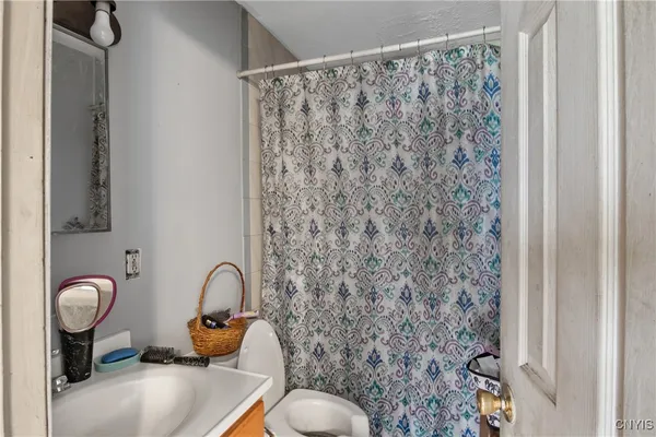 $292,000 | 1002 Butternut Street, Syracuse, NY 13208