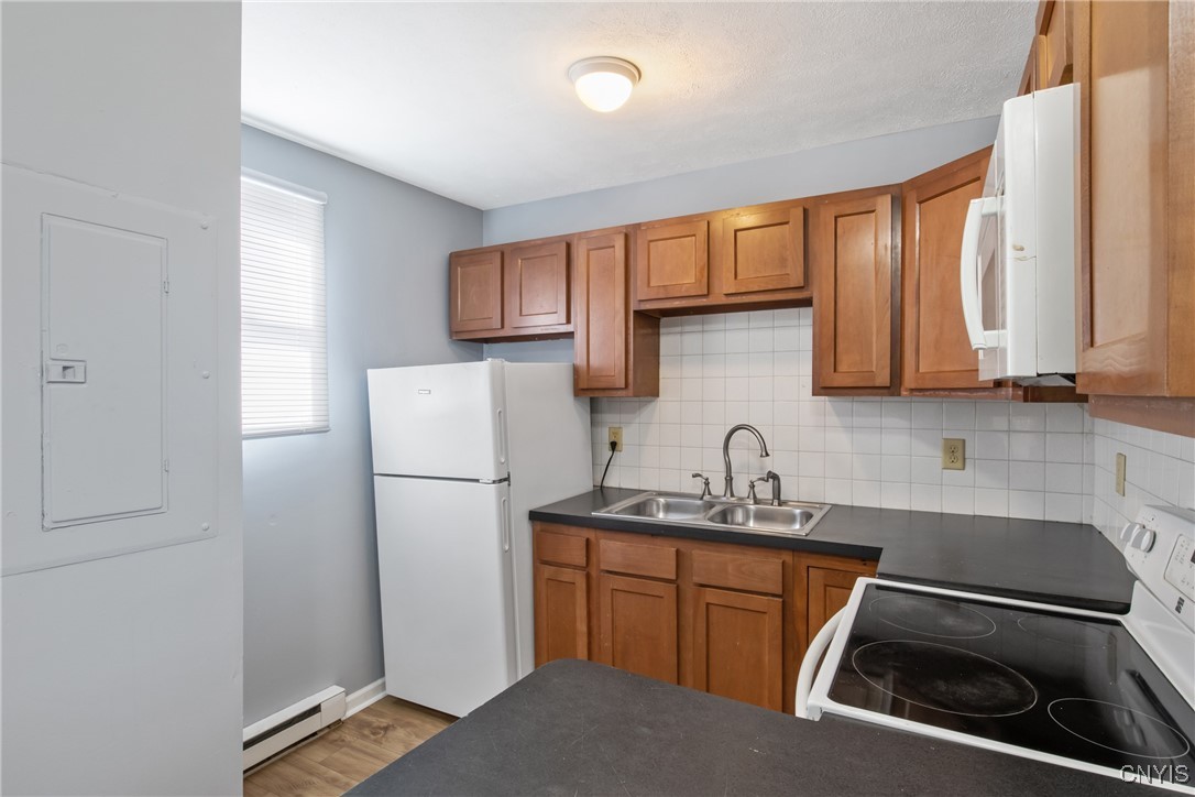 1002 Butternut Street Syracuse, NY 13208 - Photo 32 of 44